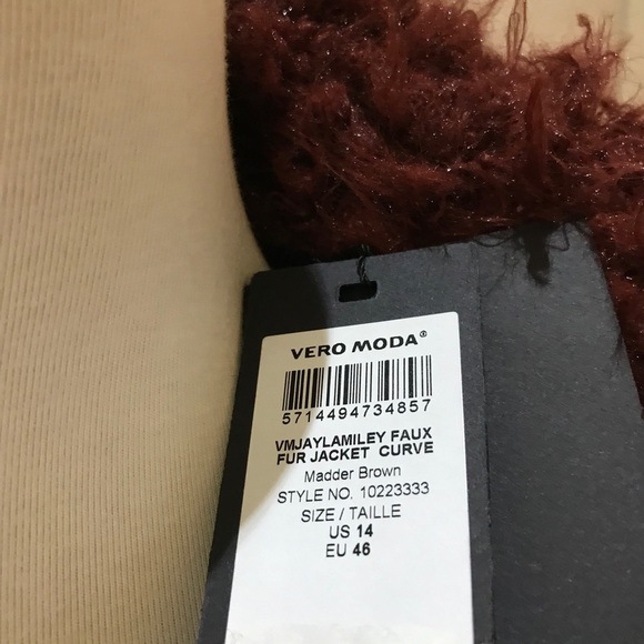NWT Vero Moda Faux Fur Jacket size 14 - Picture 8 of 9
